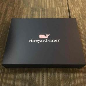 Big Flat Vineyard Vines Box