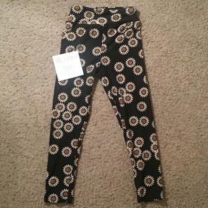 Brand New LuLaRoe Kids Leggings Size S/M