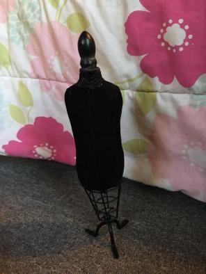 Manikin Bust