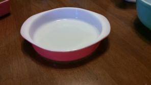 Pyrex pink cake plate