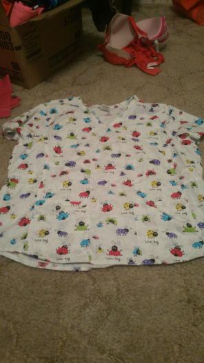 Scrub top 2xl lady bug