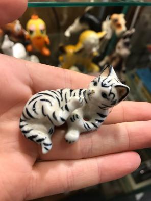Mini Glass Kitty Cat