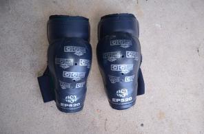 CCM Supra EP520 Hockey Elbow Pads Small