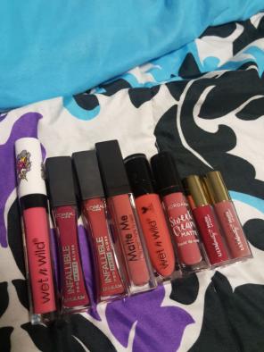 Drugstore Liquid Lipstick and Gloss Bund