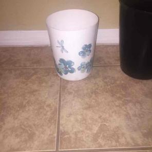 ADD TO BUNDLE FOR $2 -3 Round Trash Cans