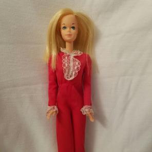 Vintage 1977 Barbie