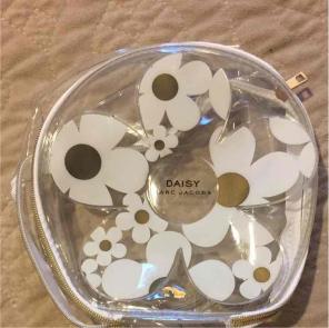 Marc jacobs Daisy makeup bag