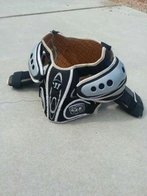 Mens Lacrosse shoulder pads