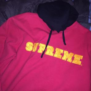 Supreme hoodie