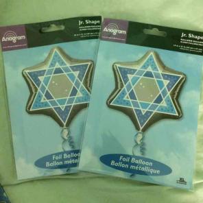 2 Hanukkah balloons