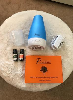 Pursonic Diffuser & Essential Oils