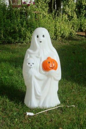 intage 23" Ghost Halloween Blowmold