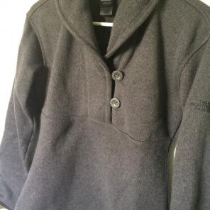 North face grey sweater size small