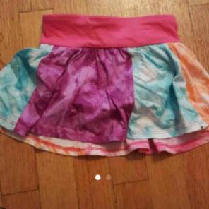 Girl skirt size 3t
