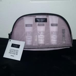☆New Victoria Secret Ultra Moisture Set☆