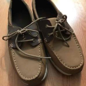 Men's boat shoes