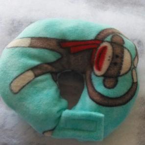 Baby head/neck pillow