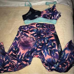 Reebok 2 piece set