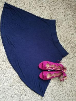 navy New York & Company circle skirt