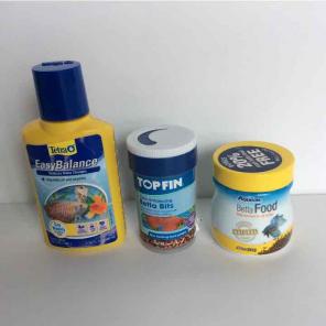 Lot of 2 beta food and tetra easybalance