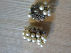 Vintage Clip On Pearl and Rhinestone Ear