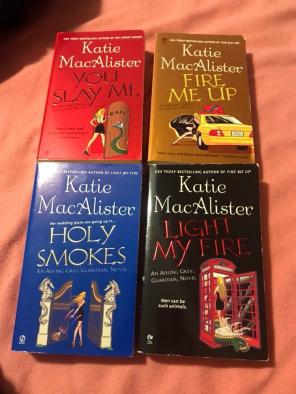 Katie MacAlister : An Aisling Grey Novel