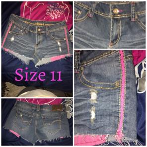 Cute Destroyed Denim Shorts