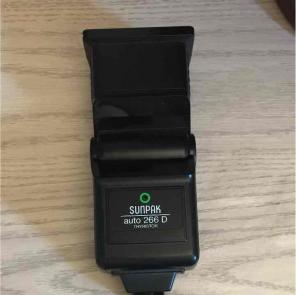Sunpak Flash.
