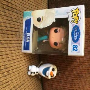 Elsa and Olaf pop
