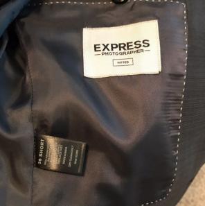Express Photographer 36S Fitted Suit