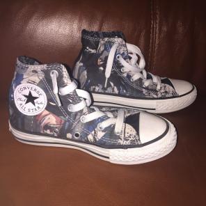 Batman Converse