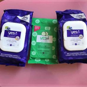 New! Yes To facial wipe bundle!