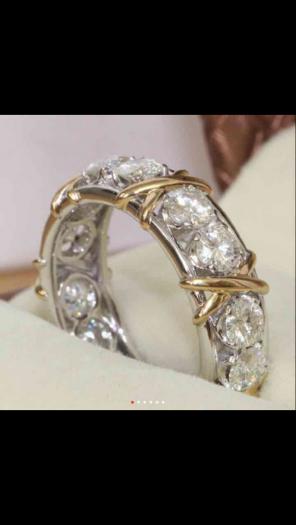 New (size 7)10k Gold engagement ring