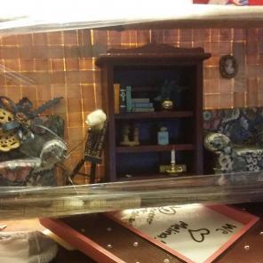 Dollhouse furniture