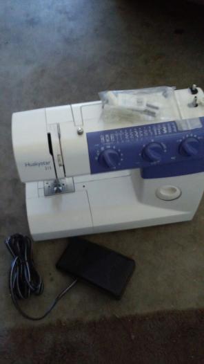 HuskyStar 215 Sewing Machine