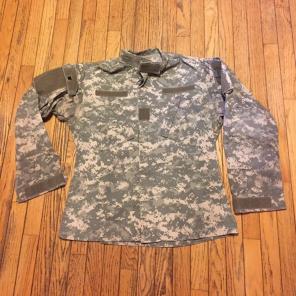 Military Camo Fatigue Zip Up Shirt M