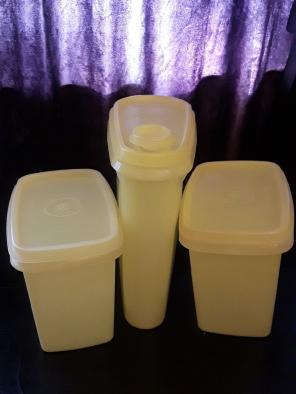 Vintage Tupperware sunshine yellow