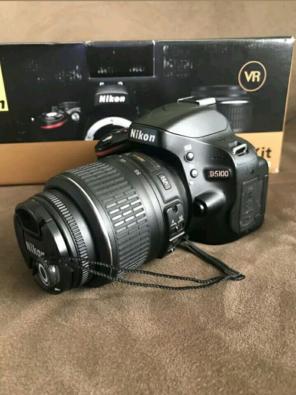 Nikon D5100 Camera