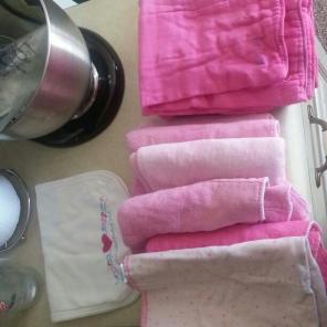 Lot of 17 baby girls burp rags Hold