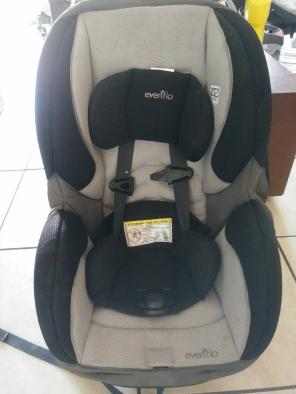 Carseat, backless booster