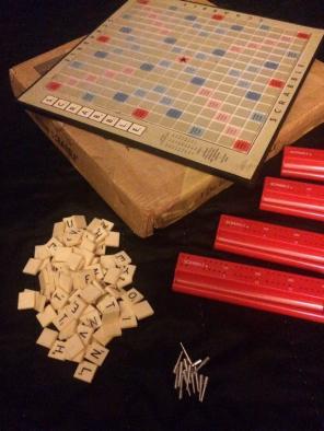 Vintage Deluxe Scrabble No. 71