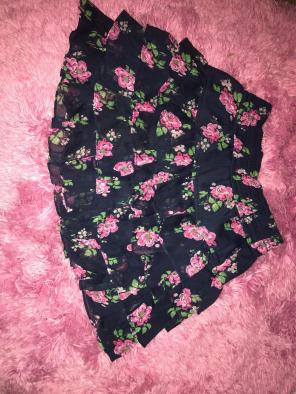 Hollister XS Skirt