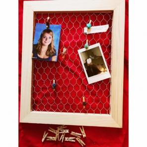 WIRE PICTURE HANGER W/ ROCKS