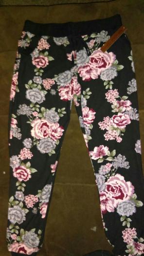 Silky Rose pattern sweats
