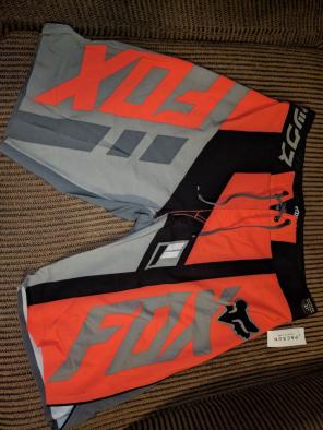 Fox Racing men's boardshorts size 32 new
