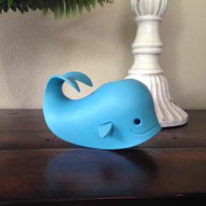 Like-New bath and faucet whale cover