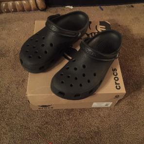 Black Men's Crocs *BASICALLY NEW*