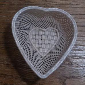 Belleek Heart Woven Bowl