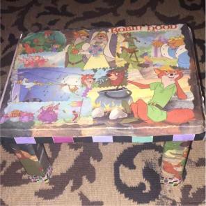 Robin Hood solid wood stool