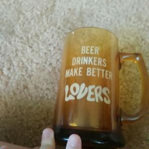 Beer drinkers make better lovers mug